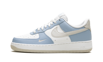 Air Force '07 WMNS "Baby Blue"
