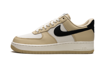 Air Force 1 '07 LX Low "Team Gold"