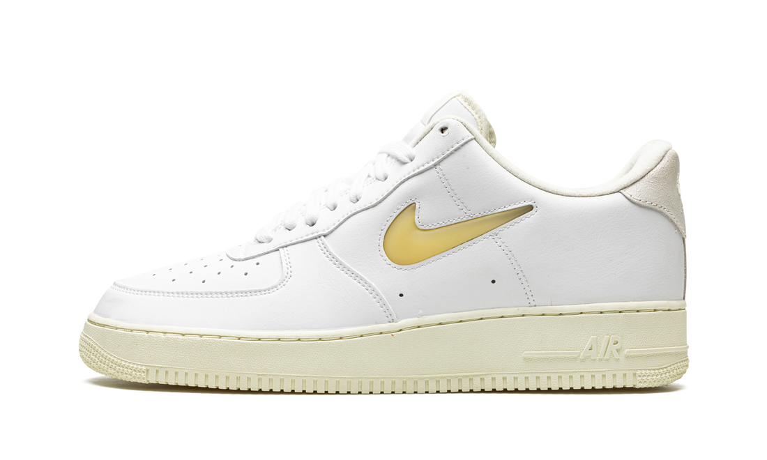 Air Force 1 Low Jewel "White/Pale Vanilla"