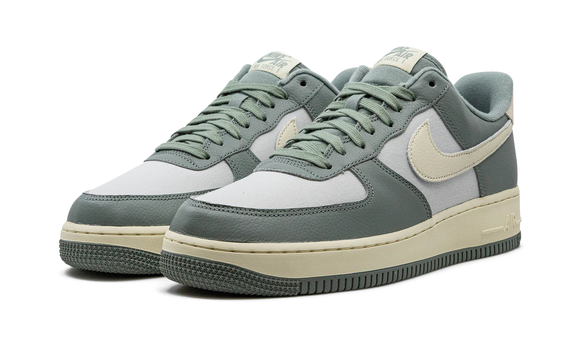 Air Force 1 Low LX "Mica Green"