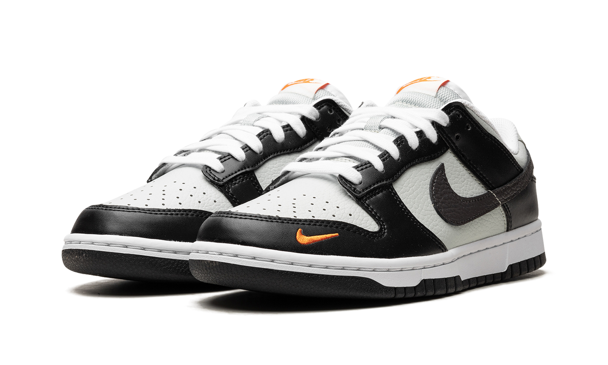 Dunk Low "Black/Total Orange"