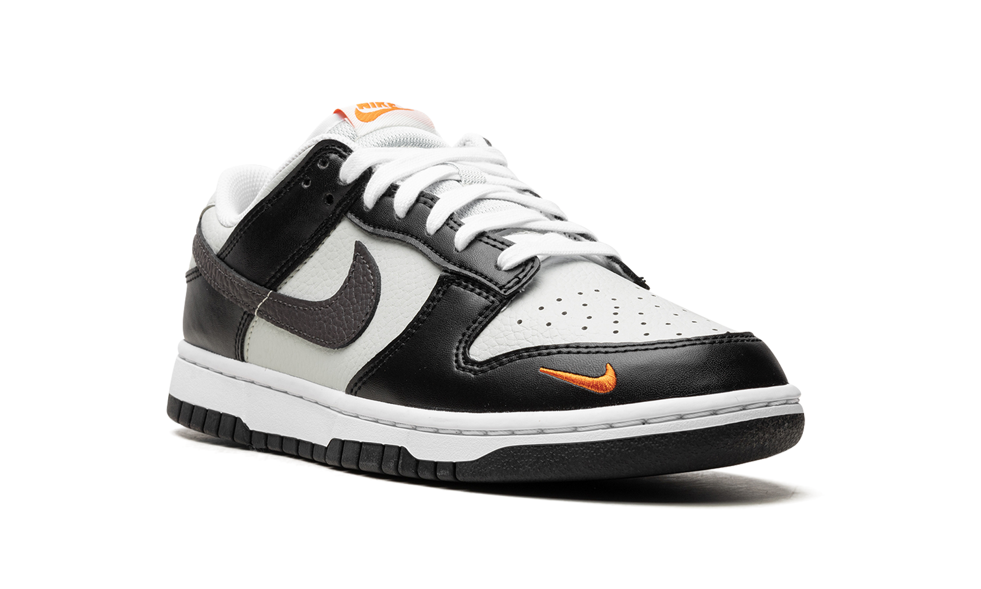 Dunk Low "Black/Total Orange"