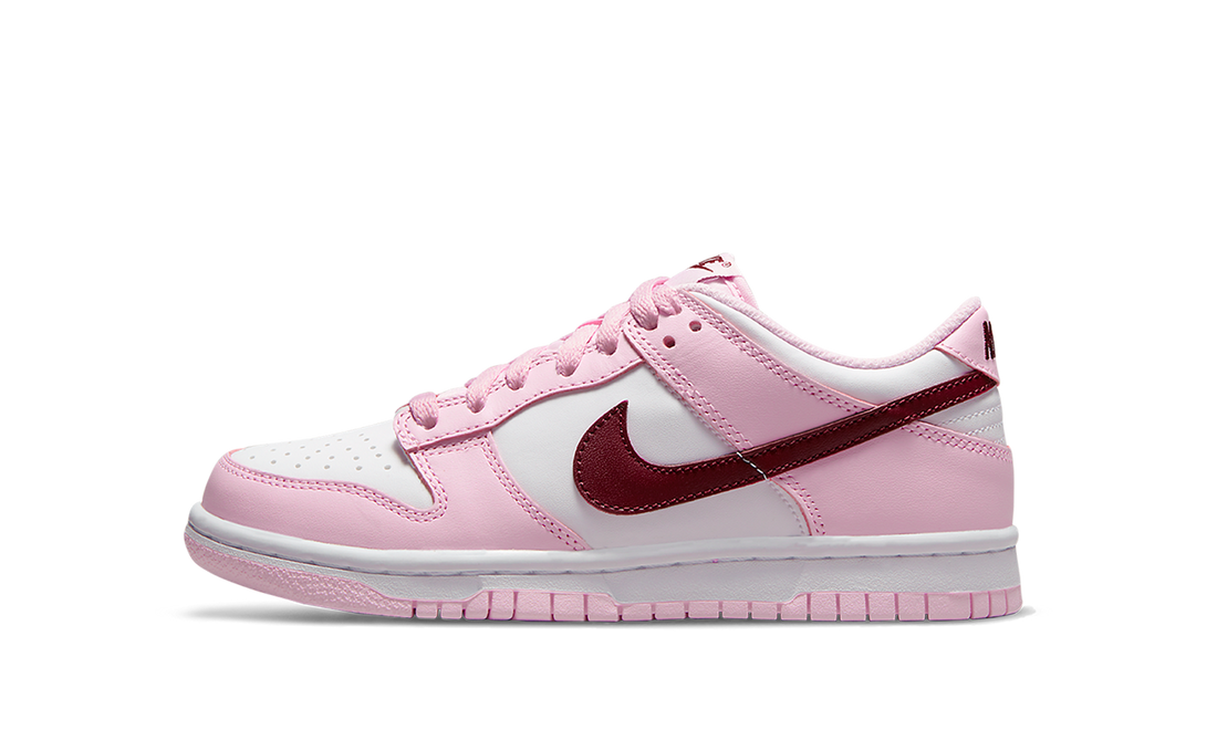 Dunk Low GS "Valentine's Day"