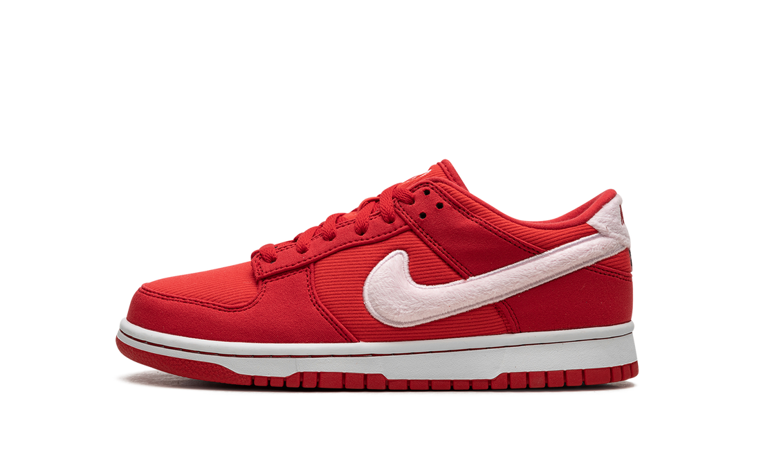 Dunk Low GS "Valentine's Day Solemates"