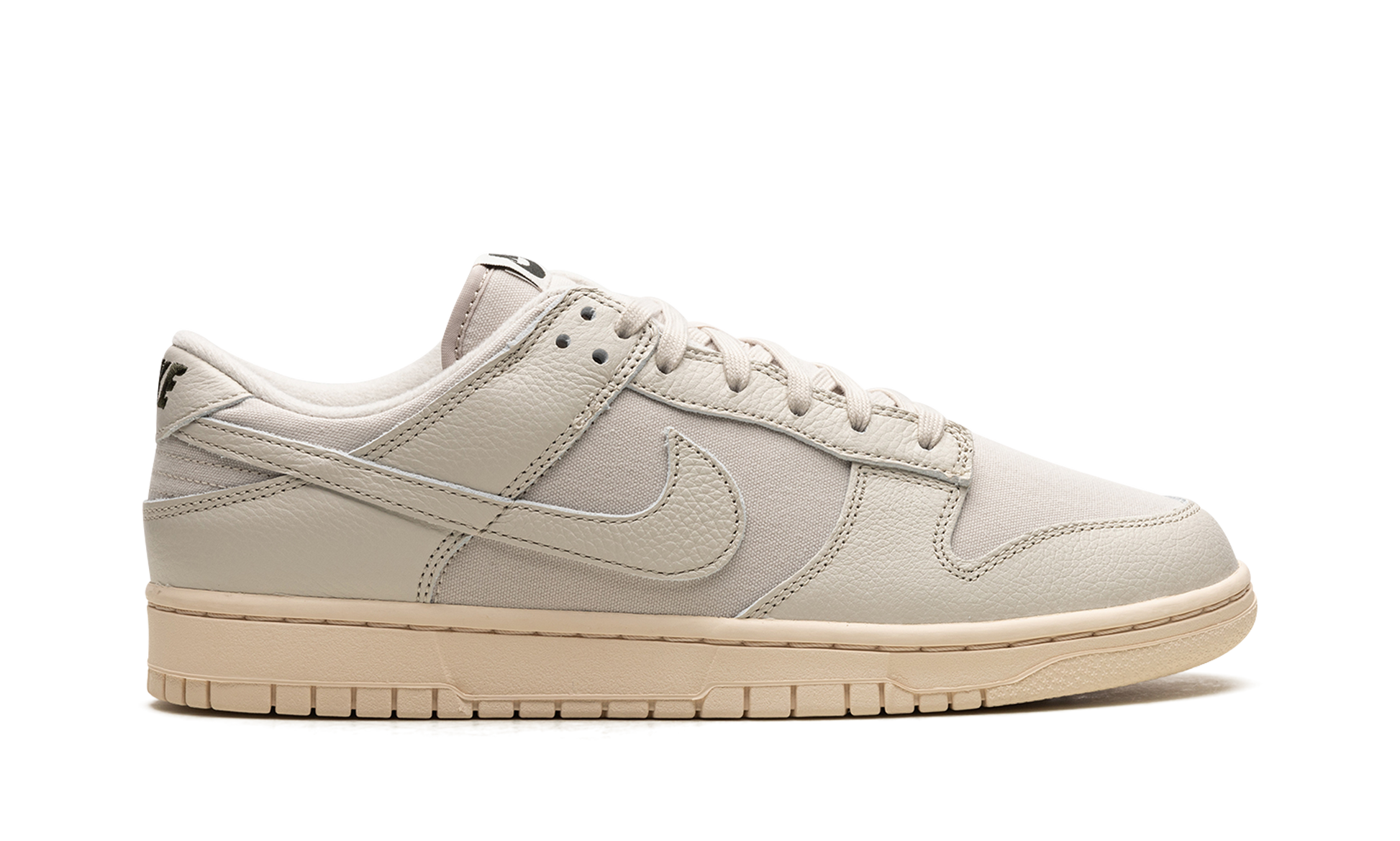 Dunk Low "Light Orewood Brown"