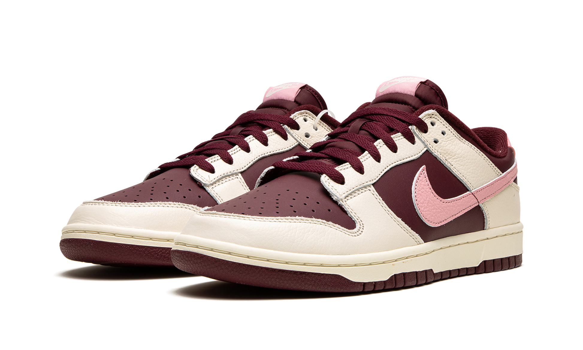 Dunk Low Retro PRM "Valentine's Day 2023"