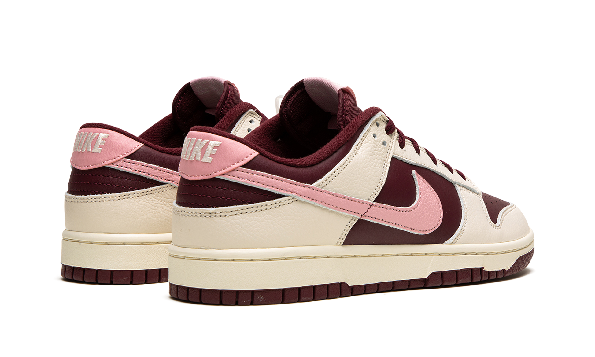 Dunk Low Retro PRM "Valentine's Day 2023"