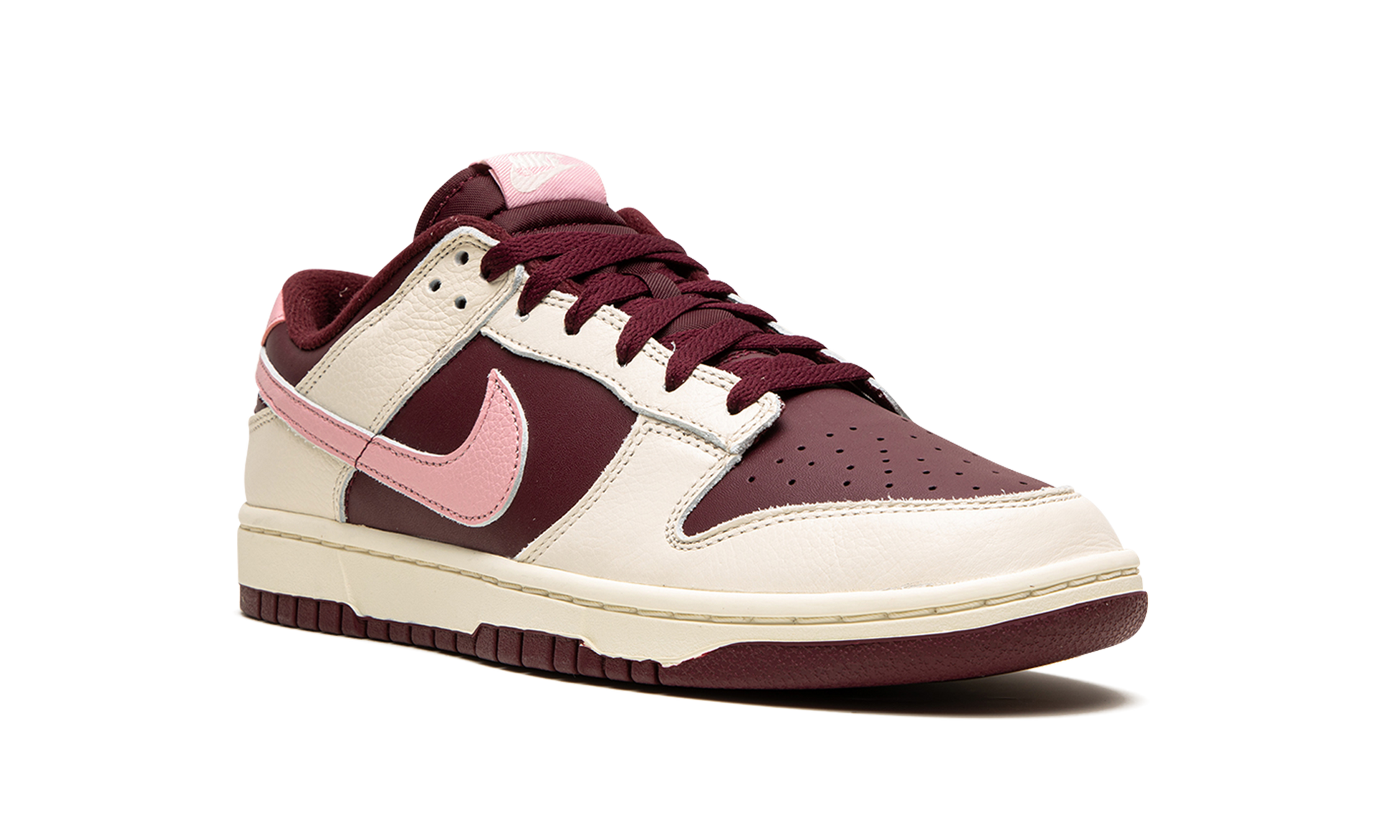 Dunk Low Retro PRM "Valentine's Day 2023"