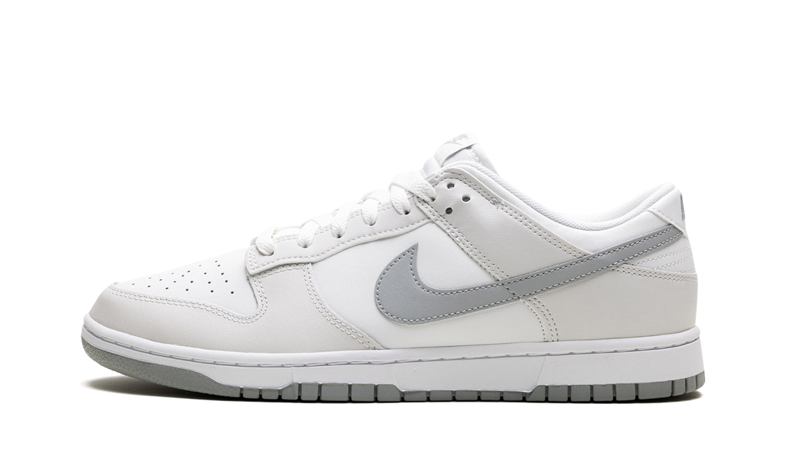 Dunk Low Retro "Summit White Light Smoke Grey"