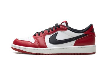 Jordan 1 Low OG "Chicago (2025)"