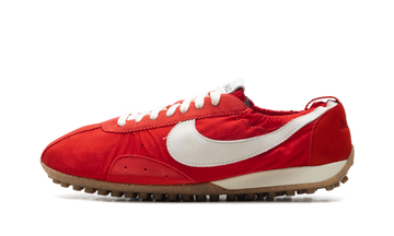 Moon Shoe SP WMNS "Jacquemus - University Red"