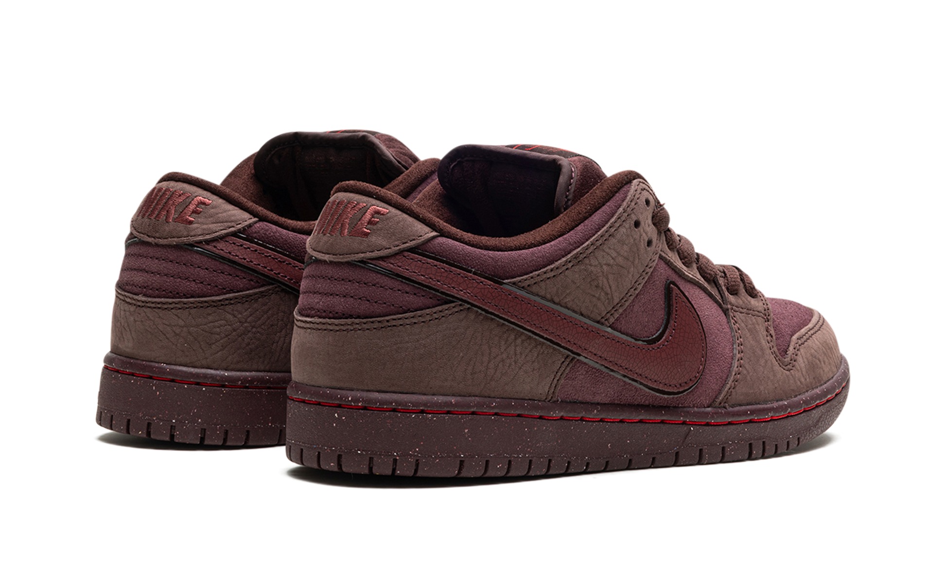 SB Dunk Low "City of Love"