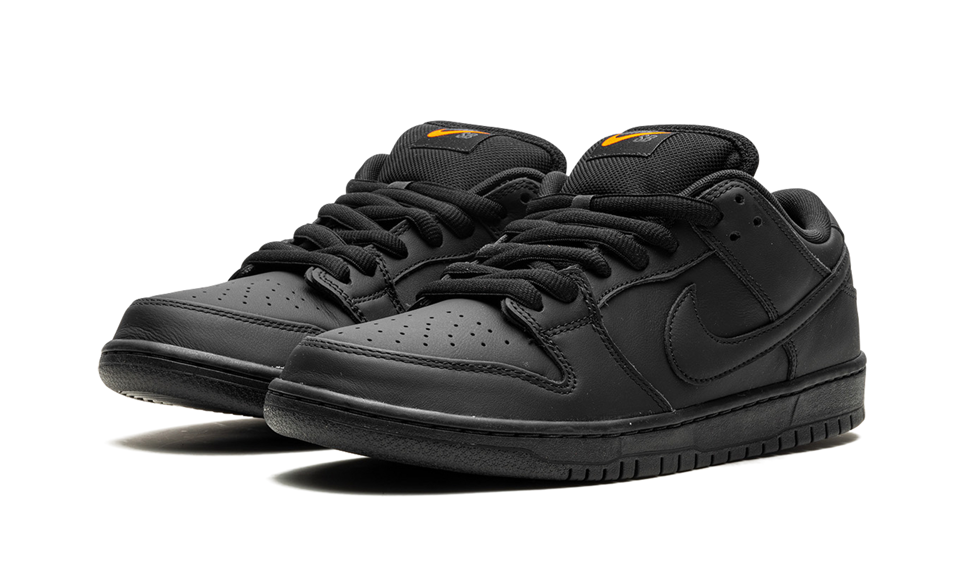 SB Dunk "Triple Black"