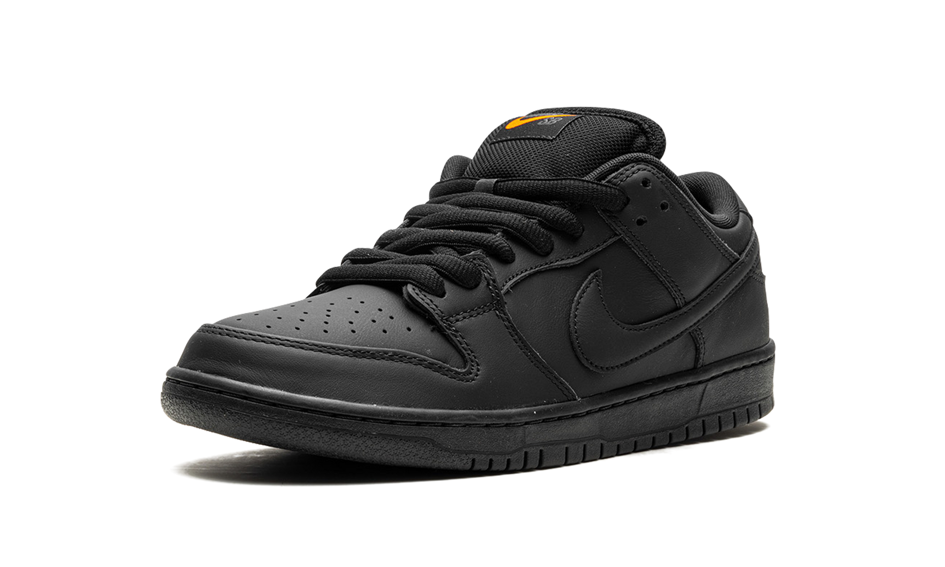 SB Dunk "Triple Black"
