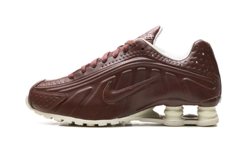 Shox R4 WMNS "Dark Pony"