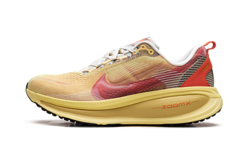 Vomero 18 SE "International Running Pack - Vivid Sulfur"