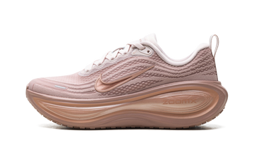 Vomero Plus WMNS "Particle Pink / Rose Gold"