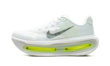 Vomero Premium "Barely Volt"