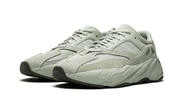 Yeezy 700 "Salt"
