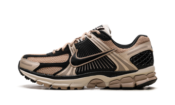 Zoom Vomero 5 WMNS "Sanddrift" FJ2028 106