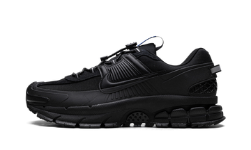 Zoom Vomero Roam "Triple Black"
