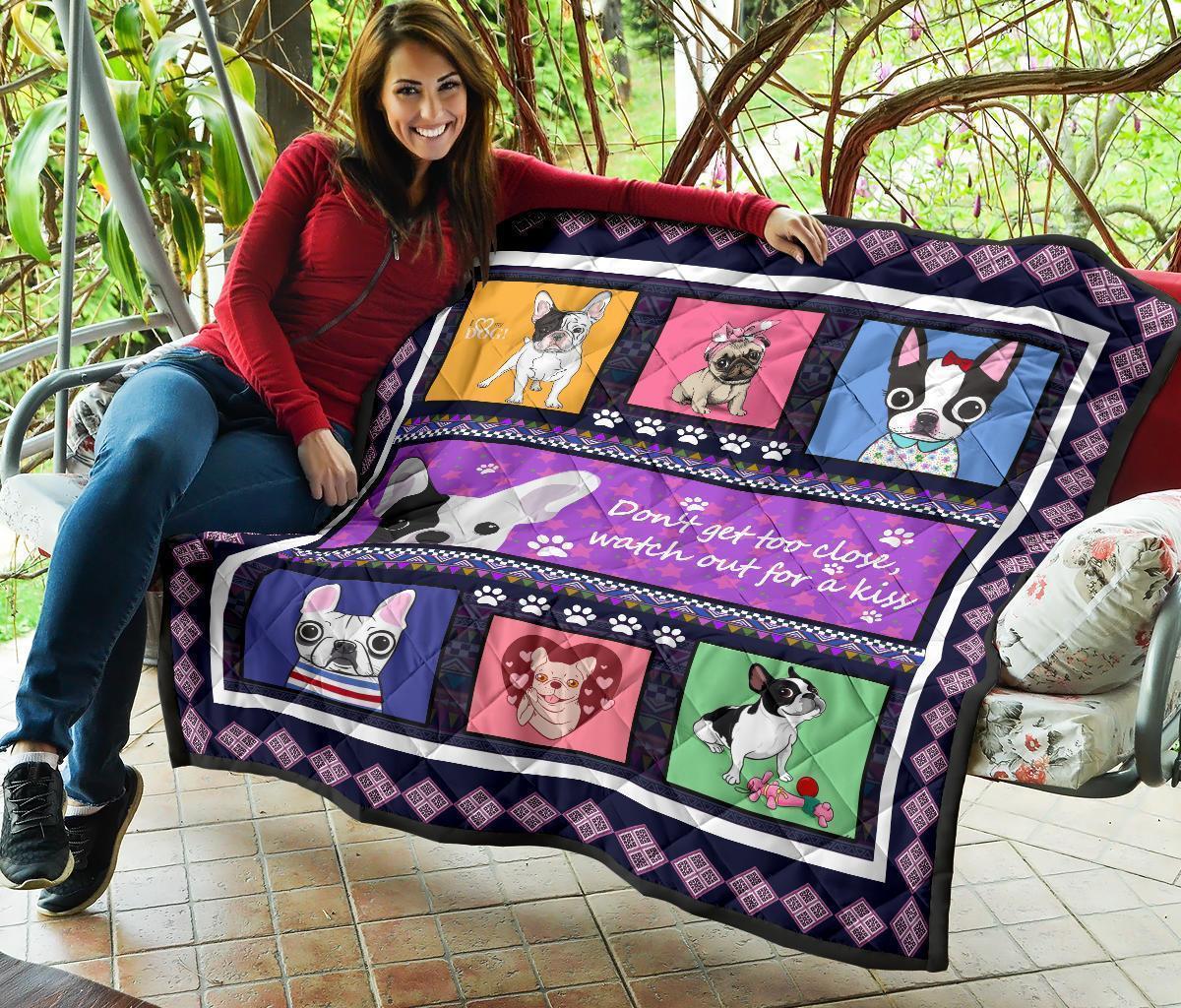 Watch Out For A Kiss French Bulldog Quilt Blanket-Gear Wanta